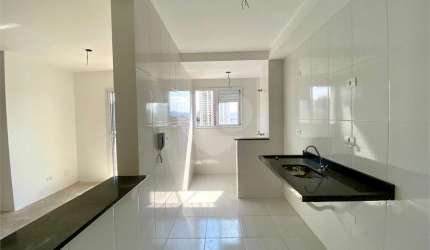 Apartamento com 2 quartos à venda em Vila Galvão - SP