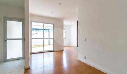 Apartamento com 2 quartos à venda em Cambuci - SP
