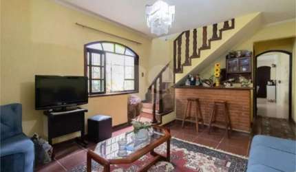 Casa com 3 quartos à venda em Jardim Santa Mena - SP