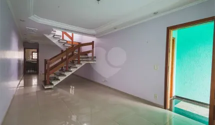 Casa com 3 quartos à venda em Jardim Santa Mena - SP