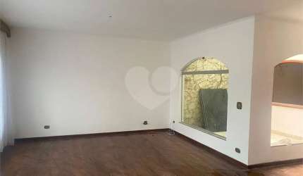 Casa com 4 quartos à venda em Vila Rosália - SP