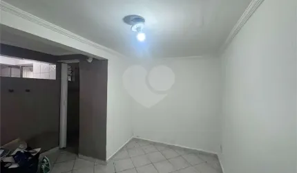 Casa com 2 quartos à venda ou para locação em Vila Rosália - SP