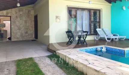 Linda casa térrea à venda com 4 dormitórios, aceita permuta por chácara!