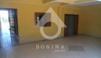 Sobrado à Venda em Excelente Localização!