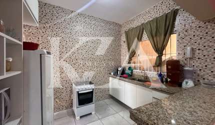 Casa à venda no bairro Medeiros em Jundiaí- SP