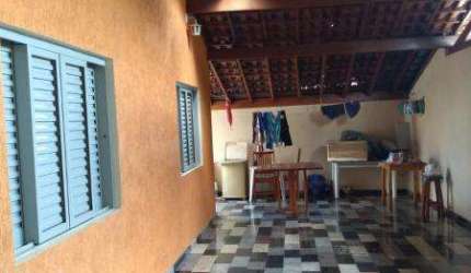 Casa para Venda em Limeira, Jardim Presidente Dutra, 3 dormitórios, 1 suíte, 1 banheiro, 2 vagas