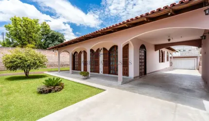 Casa com 4 quartos à venda no Centro, Quatro Barras , 310 m2 por R$ 1.500.000