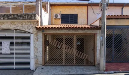 Sobrado Jd.Santa Mena-3dorms,2vagas-R$ 538 mil financia