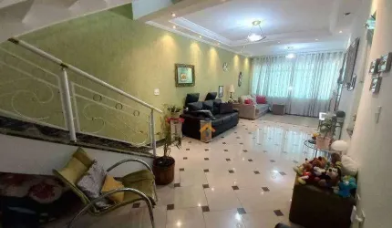 Sobrado com 4 dormitórios à venda, 240 m² por R$ 1.369.000,00 - Vila Assunção - Santo André/SP