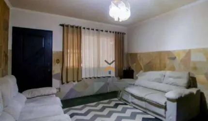 SOBRADO COM 4 DORMITÓRIOS SENDO 1 SUÍTE, 3 BANHEIROS, 2 VAGAS, NA VILA SCARPELLI - SANTO ANDRÉ.