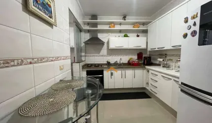 Apartamento com 3 dormitórios à venda, 90 m² por R$ 607.000,00 - Campestre - Santo André/SP
