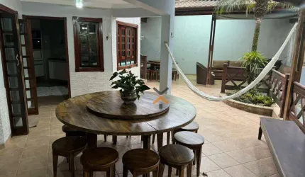 Sobrado com 3 dormitórios à venda, 250 m² por R$ 2.250.000,00 - Vila Mercedes - Mauá/SP