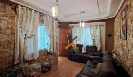 Sobrado com 3 dormitórios à venda, 245 m² por R$ 650.000,00 - Parque São Vicente - Mauá/SP