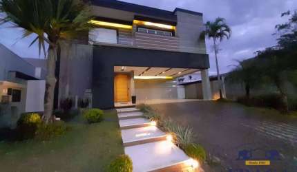 CASA EM CONDOMÍNIO C/ 400 M² / 04 SUÍTES / 04 VAGAS