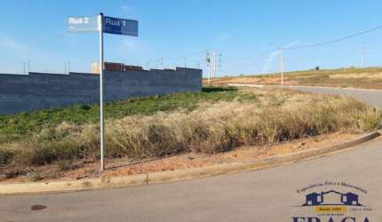 TERRENO VILLAGIO IPANEMA DE ESQUINA ZR3 C/ 242 M²