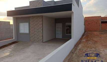 CASA EM CONDOMÍNIO C/ 104 M² / 03 QUARTOS SENDO 01 SUÍTE / 03 VAGAS