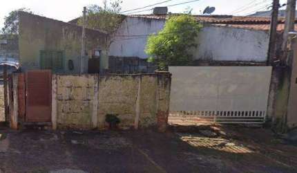 TERRENO C/ 300 M²