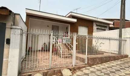 Casa comercial Santa Rosália | 2 salas | 2 vagas