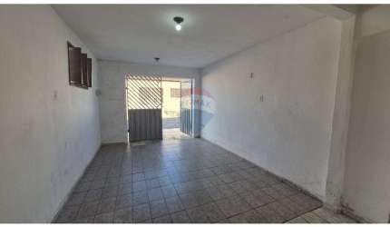 À venda - Casa  - bairro Potengi - Conj. Habitacional Santarém - A vista