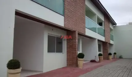 CASA EM CONDOMÍNIO FECHADO COM 3 SUÍTES PARA LOCAÇÃO R$3.500,00 O PACOTE