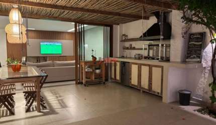 Casa no Condomínio Atlanta para venda com 4 quartos, sendo 2 suítes, 380m²