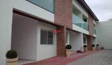 CASA EM CONDOMÍNIO FECHADO COM 3 SUÍTES PARA LOCAÇÃO R$3.500,00 O PACOTE