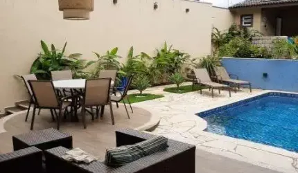 Linda Casa para VENDA  Atibaia SP. Vila Gardênia excelente localização! Área construida 297 mts Área terreno 390mts, casa com 03 quartos para venda