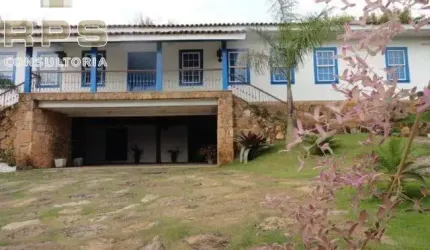 Casa em Condomínio para Venda em Itatiba Condomínio Ville de Chamonix Itatiba,comprar casa em Itatiba com área de lazer e quintal e jardim com piscina
