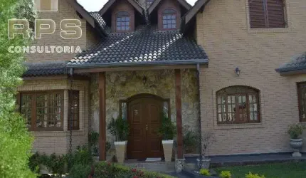 Casa Alto Padrão para Venda na Vila Santista em Atibaia, 04 quartos, lareira, escritório, piscina e área gourmet com churrasqueira