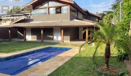 Casa térrea no Residencial Arco Iris em Atibaia com 4 suítes e piscina aquecida e salão para eventos, localização privilegiada ao lado da Lucas
