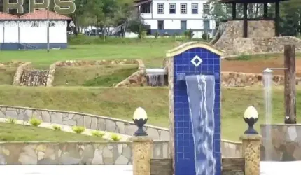 Maravilhosa Fazenda Histórica fundada em 1832 a venda em Piquete SP , Área Total de 55 Alqueires, Casarão de Sede Histórica com Capela.