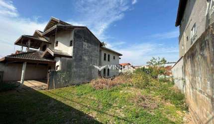 Sobrado com 3 dormitórios à venda, 240 m² por R$ 1.100.000,00 - Santana - São José dos Campos/SP