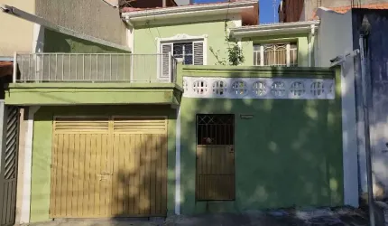 Sobrado com 2 Quartos a Venda, Vila Re