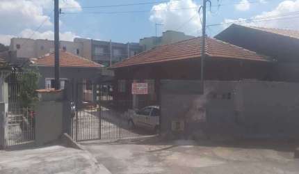 otimo Terreno com duas casas na vila Re - SP