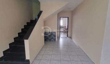 Sobrado 2 dormitorios sala cozinha 3 wc vaga 3 carros