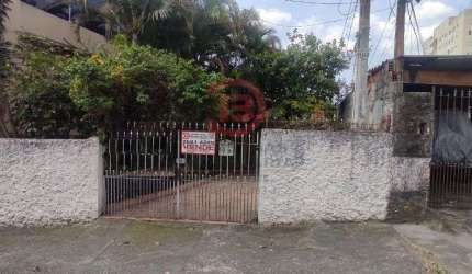 Casa com 2 Quartos a Venda, Vila Re