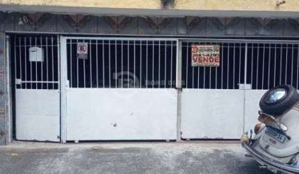 SOBRADO COM 4 QUARTOS E 2 VAGAS A VENDA EM CID. TIRADENTES