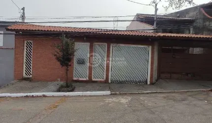 Sobrado a Venda em Cidade Patriarca, Sao Paulo: 4 Quartos com 1 Suite e 5 Vagas de Garagem.