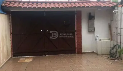 Casa a venda em Itanhaem, Jardim Suarao: 4 dormitorios, 2 banheiros, 2 vagas