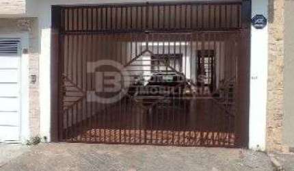 Casa com 4 Quartos a Venda, Vila Re