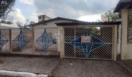 Casa de 3 Dormitorios e 2 Vagas de Garagem a Venda, Vila Granada