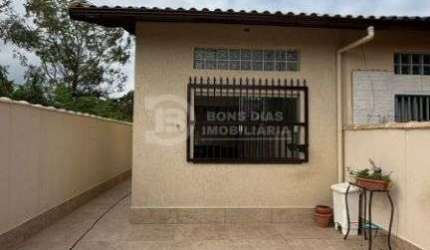 CASA COM 2 QUARTOS 2 VAGAS A VENDA ITANHAEM/SP