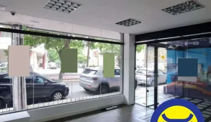 Loja à venda, com mezzanino , depósito e vaga no Centro de Florianópolis!