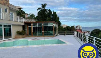 Casa 4 quartos na Agronômica - Florianópolis