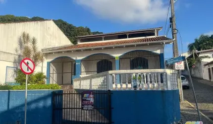 CASA PARA LOCAÇÃO NO CENTRO HISTORICO DE SÃO FRANCISCO DO SUL,SC