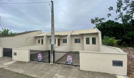CASA PARA LOCAÇÃO REGIÃO CENTRAL, BARRO RETA, SÃO FRANCISCO DO SUL,SC