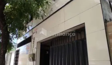Casa Triplex à Venda no bairro Álvaro Weyne - Fortaleza