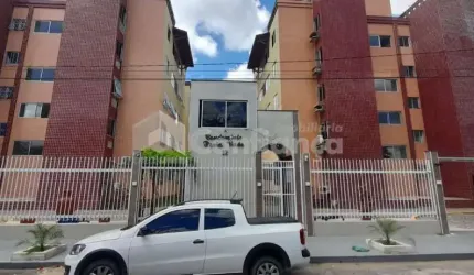Apartamento à Venda no bairro Tabapua em Caucaia/Ce