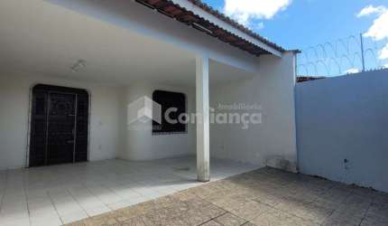 Casa á Venda na Parquelândia- Fortaleza/CE