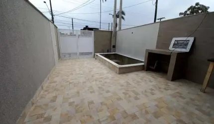 Casa para Venda em Itanhaém, Savoy, 2 dormitórios, 1 suíte, 2 banheiros, 2 vagas